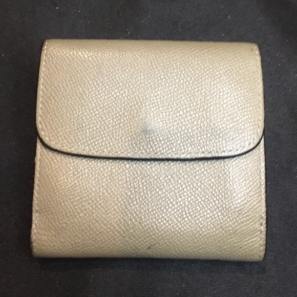 (Needs Repair) Coach Gray Pebble Leather Wallet - Picture 4 of 10